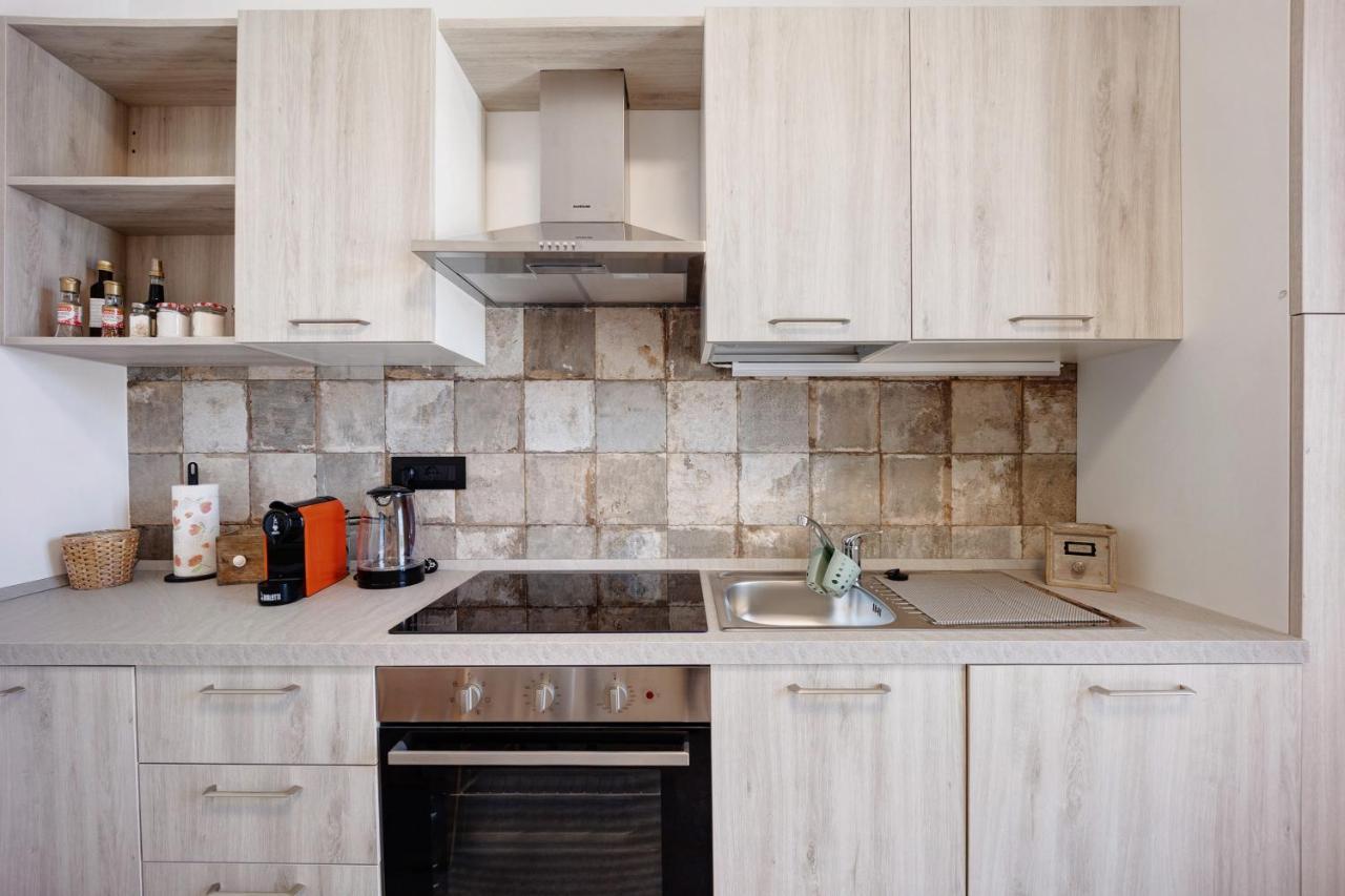 Antichi Ricordi - Il Pollaio Apartment Molino Nuovo  ภายนอก รูปภาพ